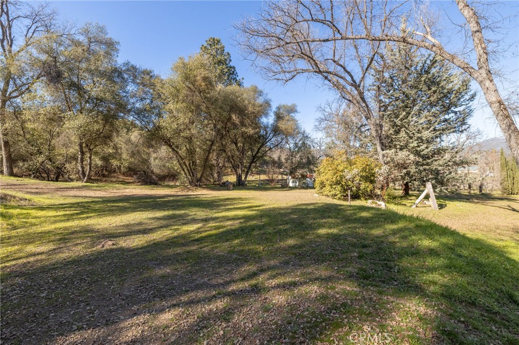 42918 HWY 49, Ahwahnee, CA 93601