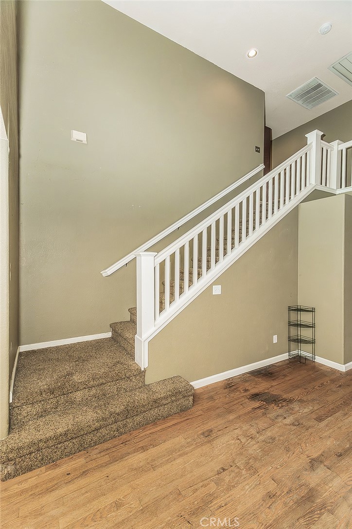 671 Cambria Ln, Lemoore, CA 93245