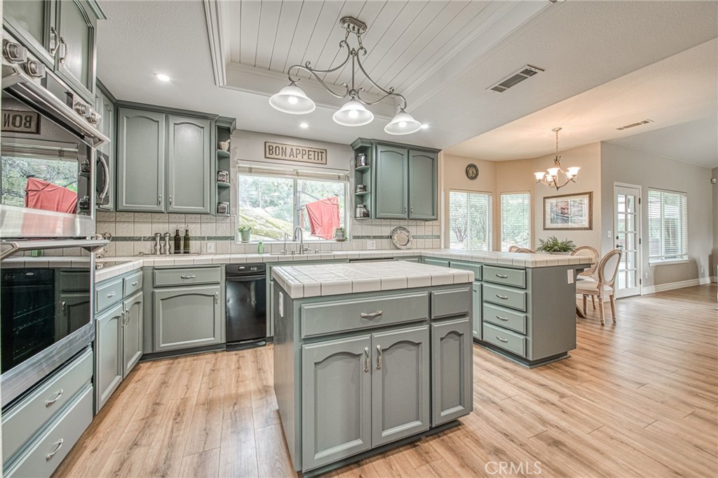 41961 Long Hollow Dr, Coarsegold, CA 93614