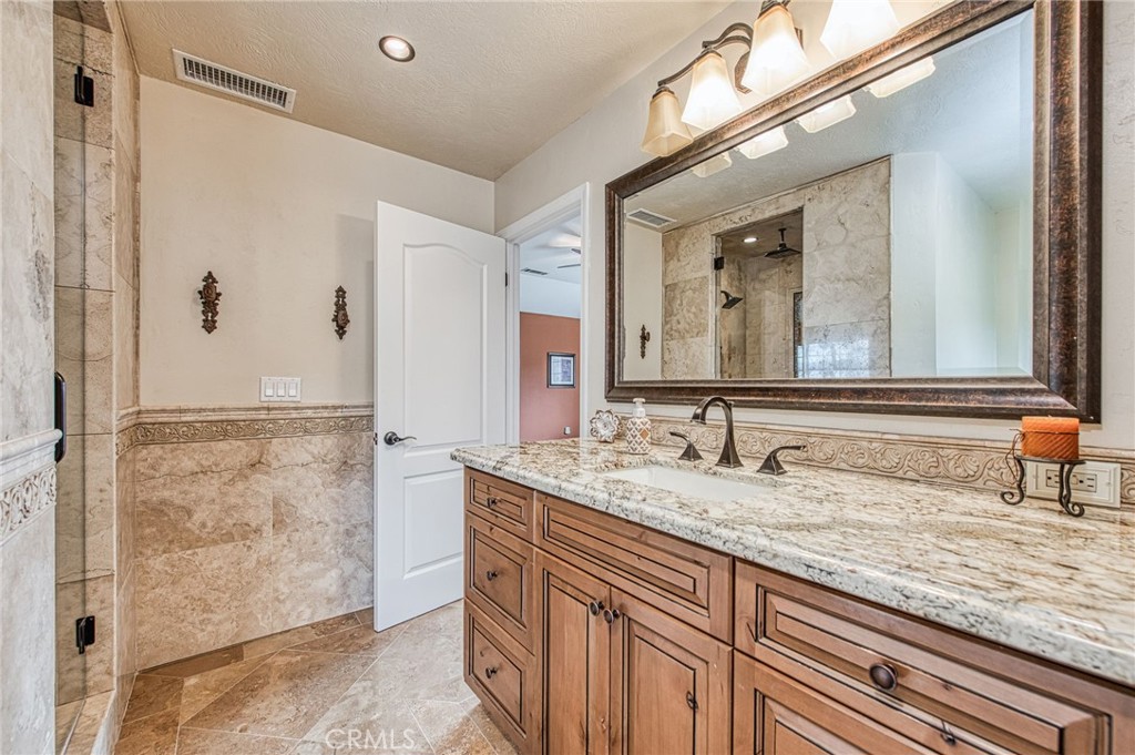 41961 Long Hollow Dr, Coarsegold, CA 93614