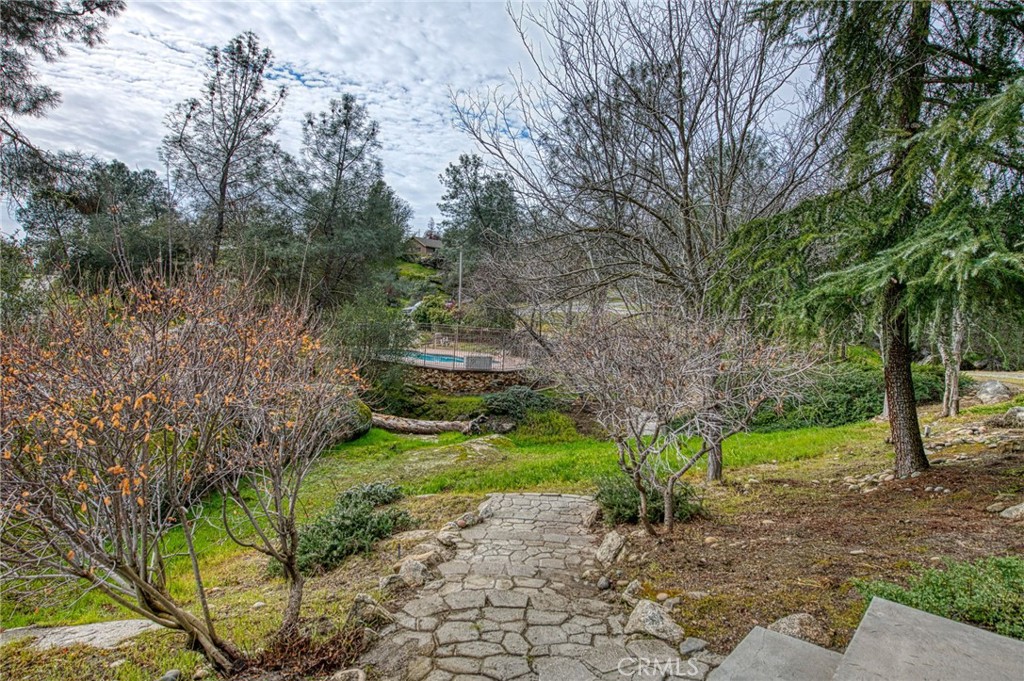 41961 Long Hollow Dr, Coarsegold, CA 93614