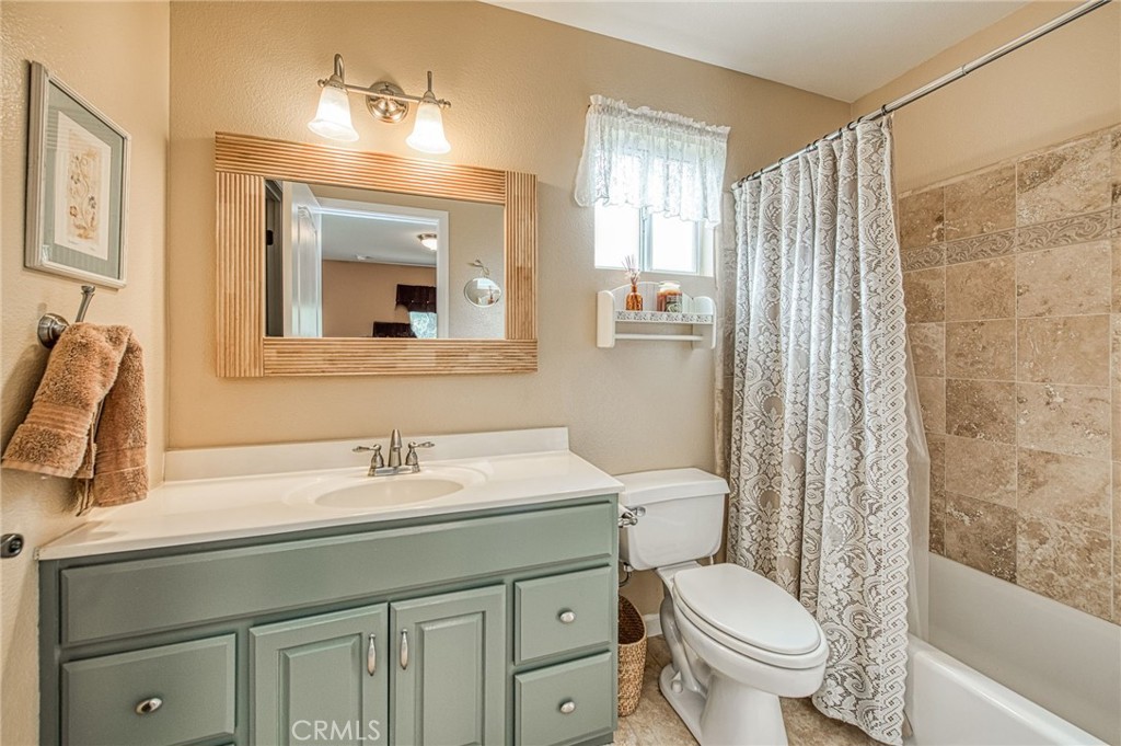 41961 Long Hollow Dr, Coarsegold, CA 93614