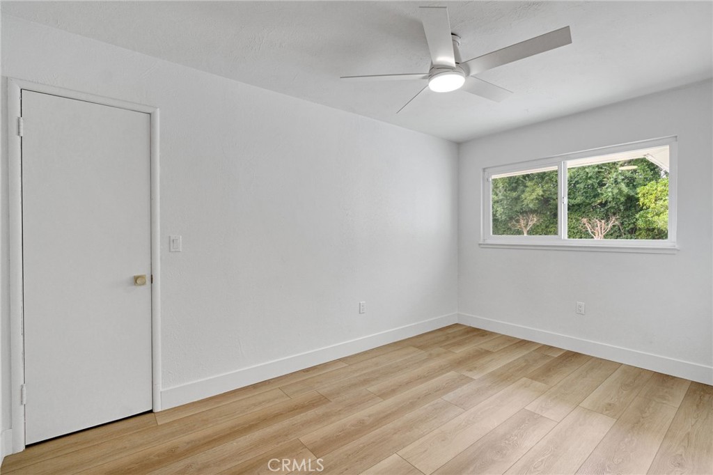 5565 N Winchester Ave, Fresno, CA 93704