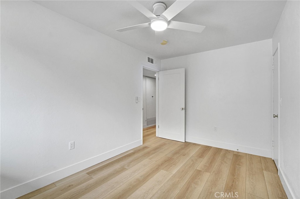 5565 N Winchester Ave, Fresno, CA 93704