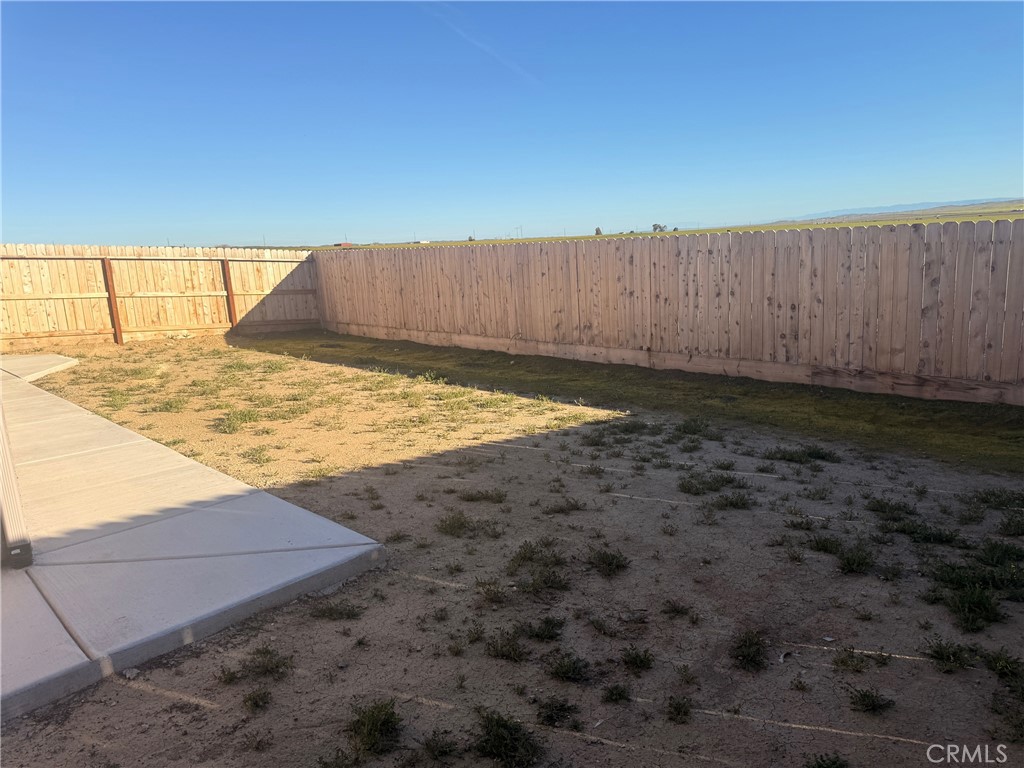 1105 E Orange St, Avenal, CA 93204