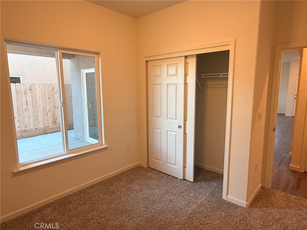 1105 E Orange St, Avenal, CA 93204