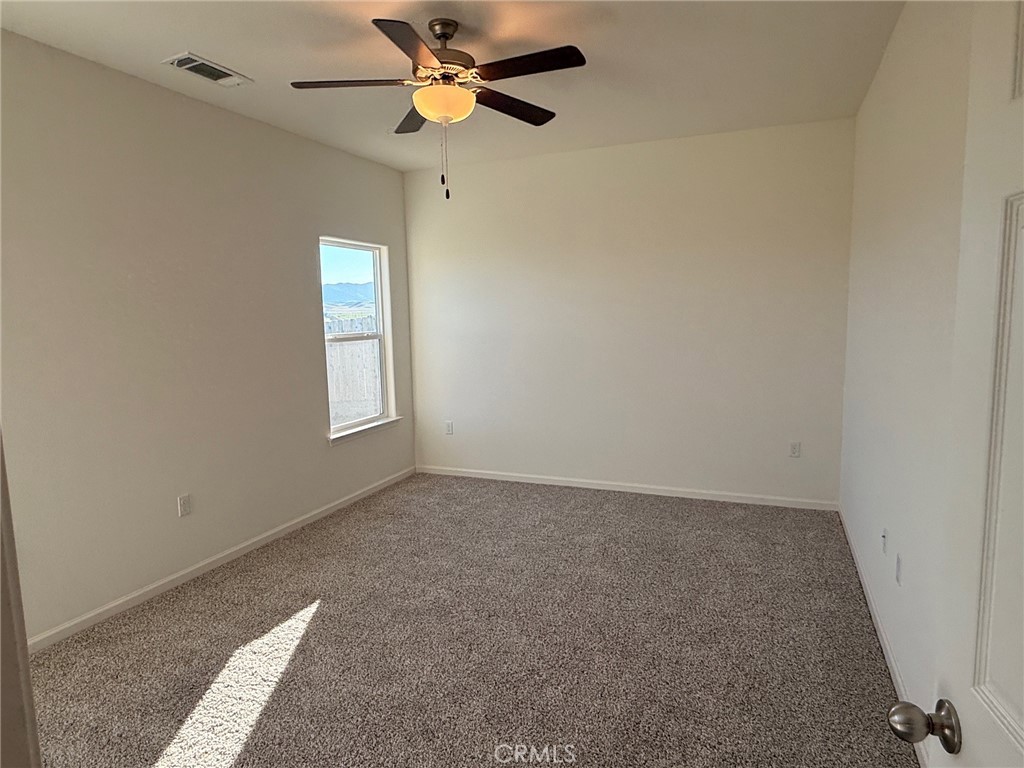 1105 E Orange St, Avenal, CA 93204