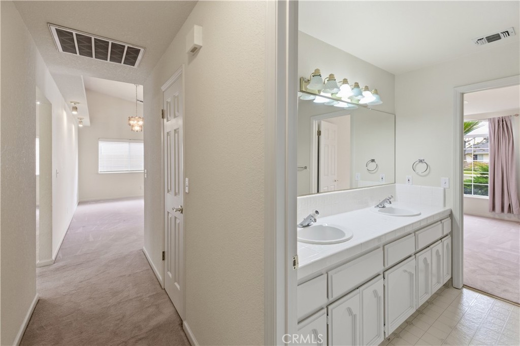 2637 Sandell, Kingsburg, CA 93631