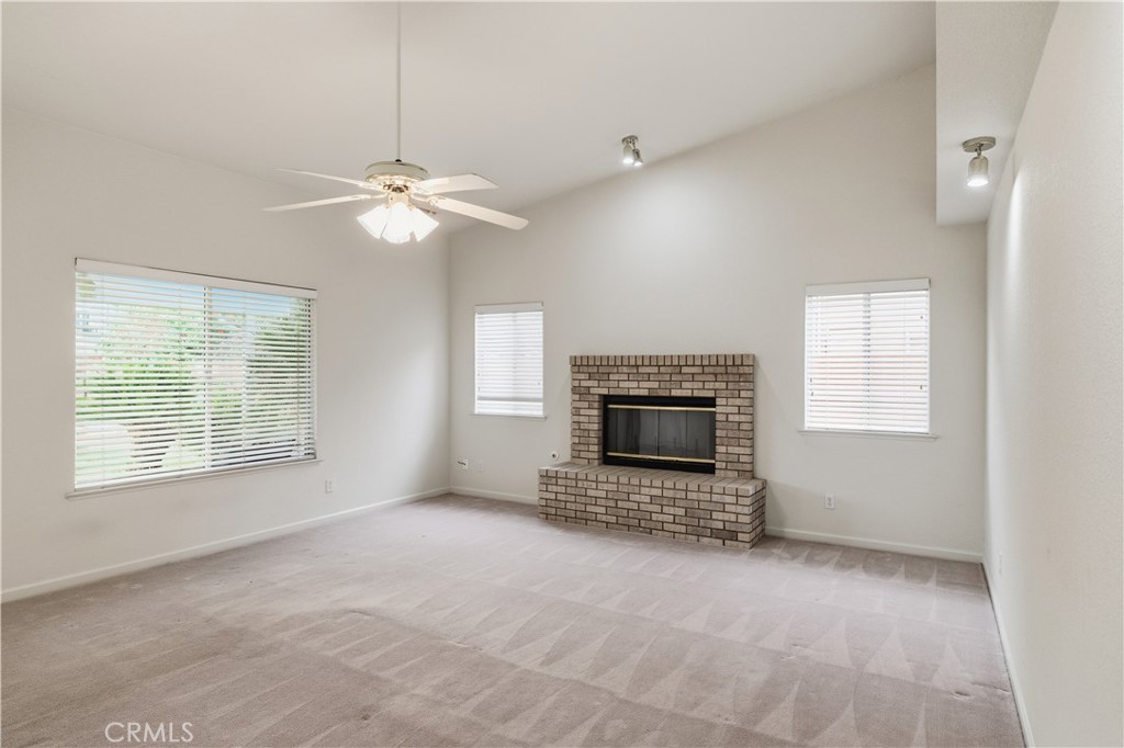2637 Sandell, Kingsburg, CA 93631