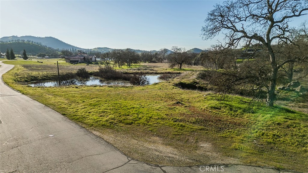 14798 Feather Woods Ln, Prather, CA 93651