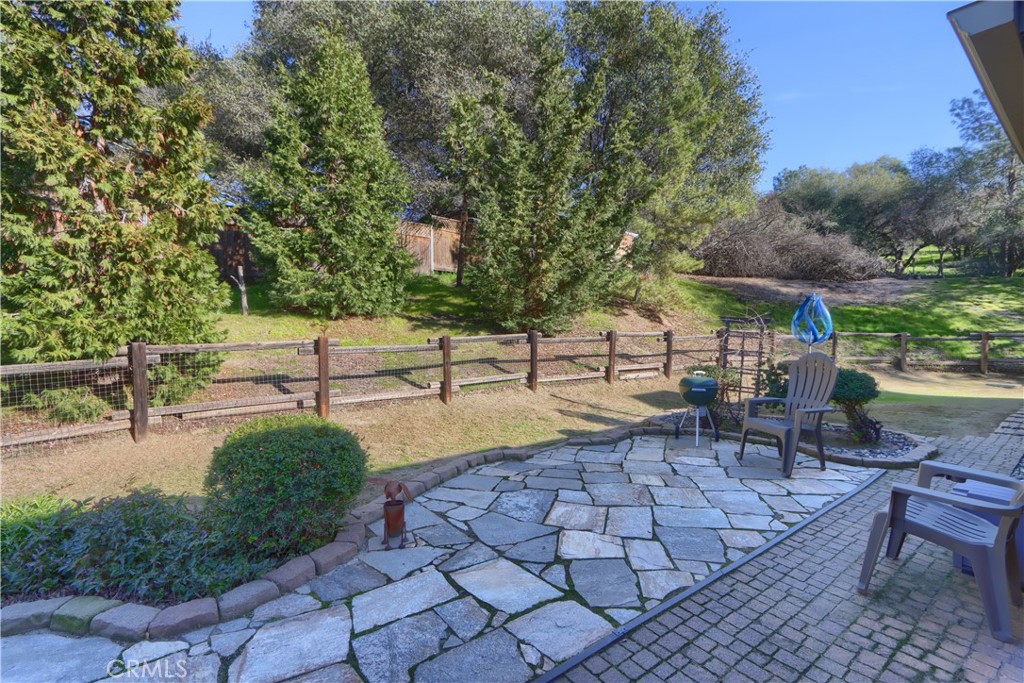 31135 Blue Jay Ct, Coarsegold, CA 93614