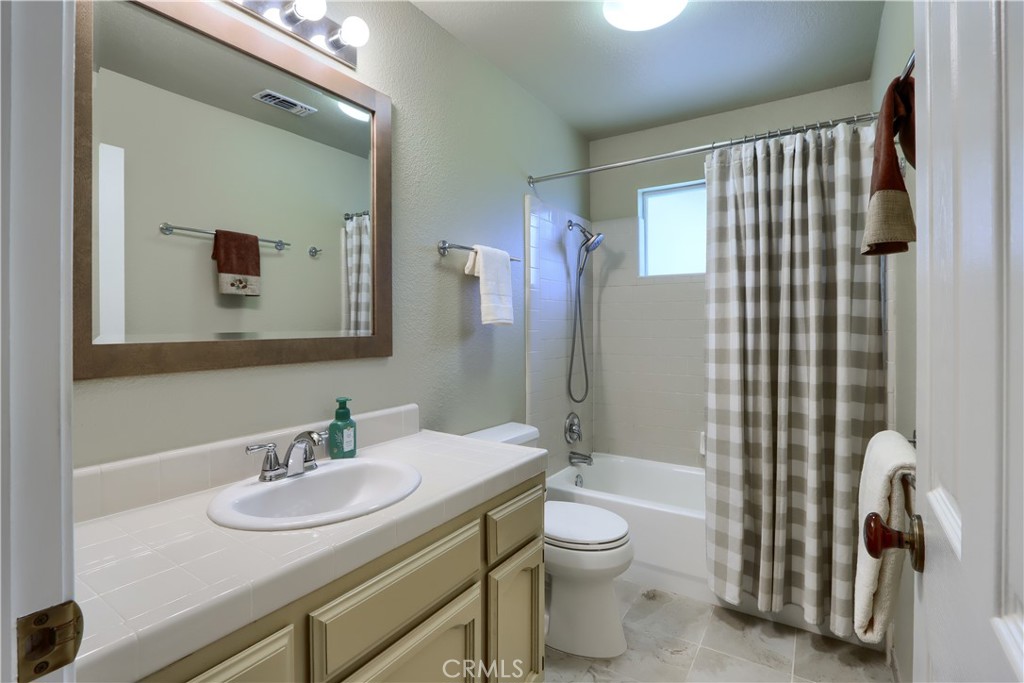 31135 Blue Jay Ct, Coarsegold, CA 93614