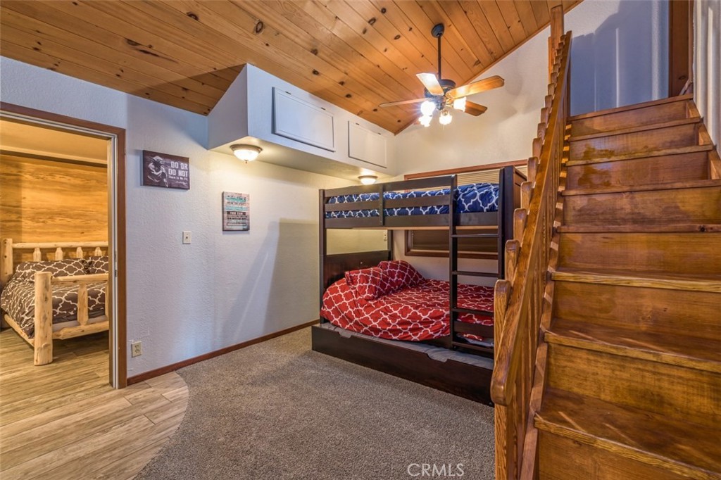 42203 Oak Ln, Oakhurst, CA 93644