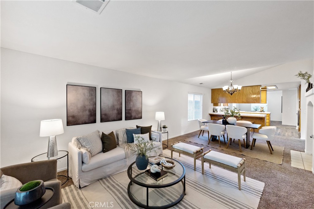 8847 N Woodrow, Fresno, CA 93720