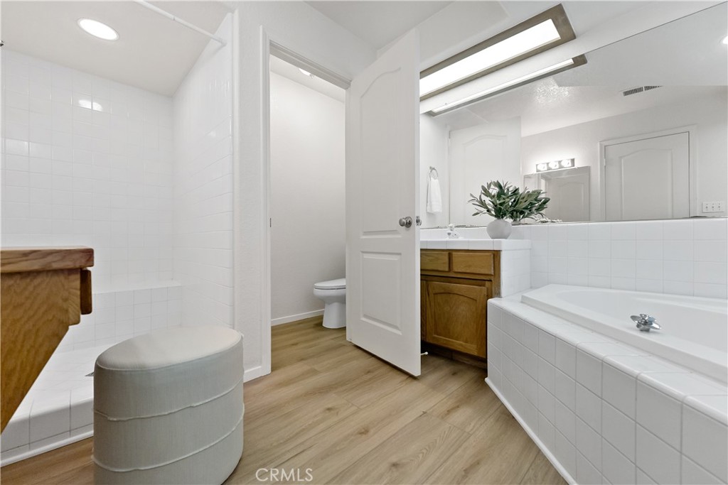 8847 N Woodrow, Fresno, CA 93720