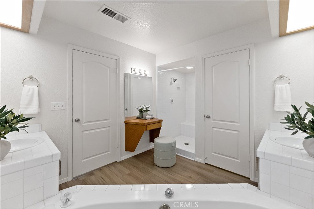 8847 N Woodrow, Fresno, CA 93720