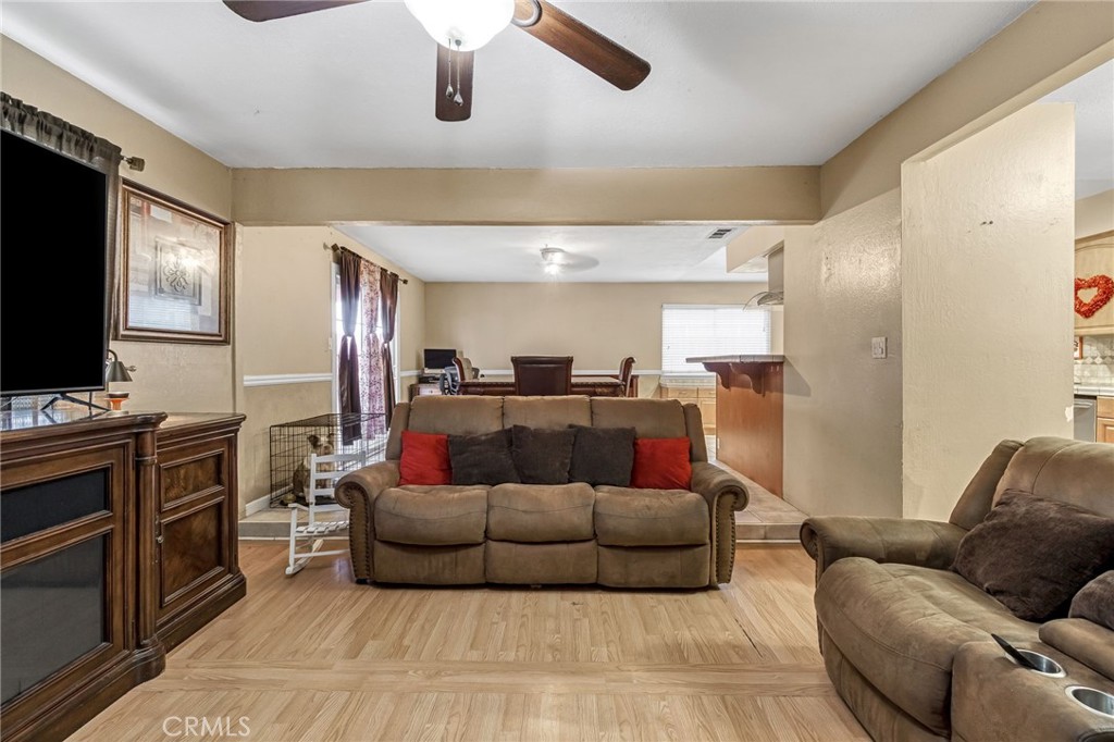 3849 N Stanford, Fresno, CA 93727