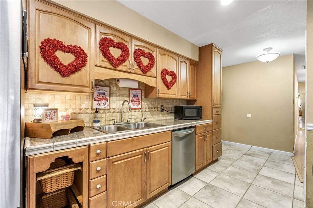 3849 N Stanford, Fresno, CA 93727