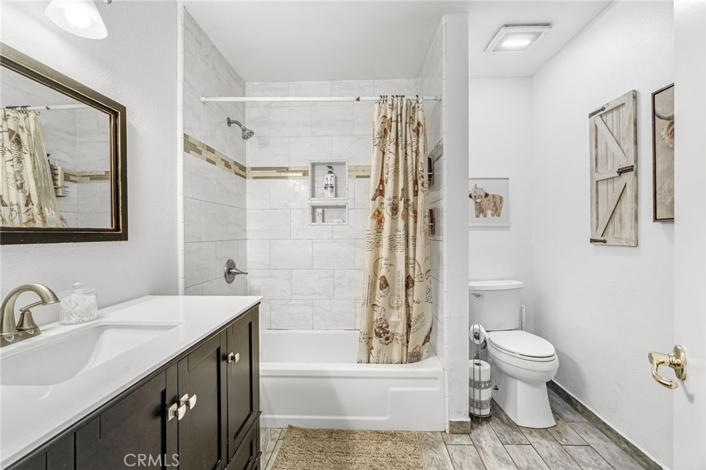 3849 N Stanford, Fresno, CA 93727