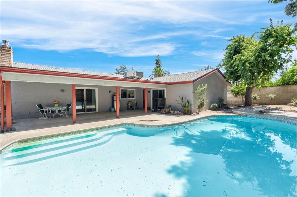 6597 N Haslam, Fresno, CA 93711