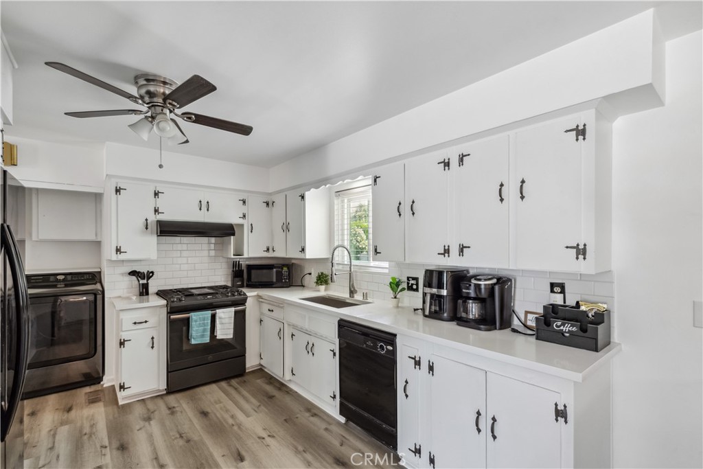 925 S Purdue Ave, Fresno, CA 93727