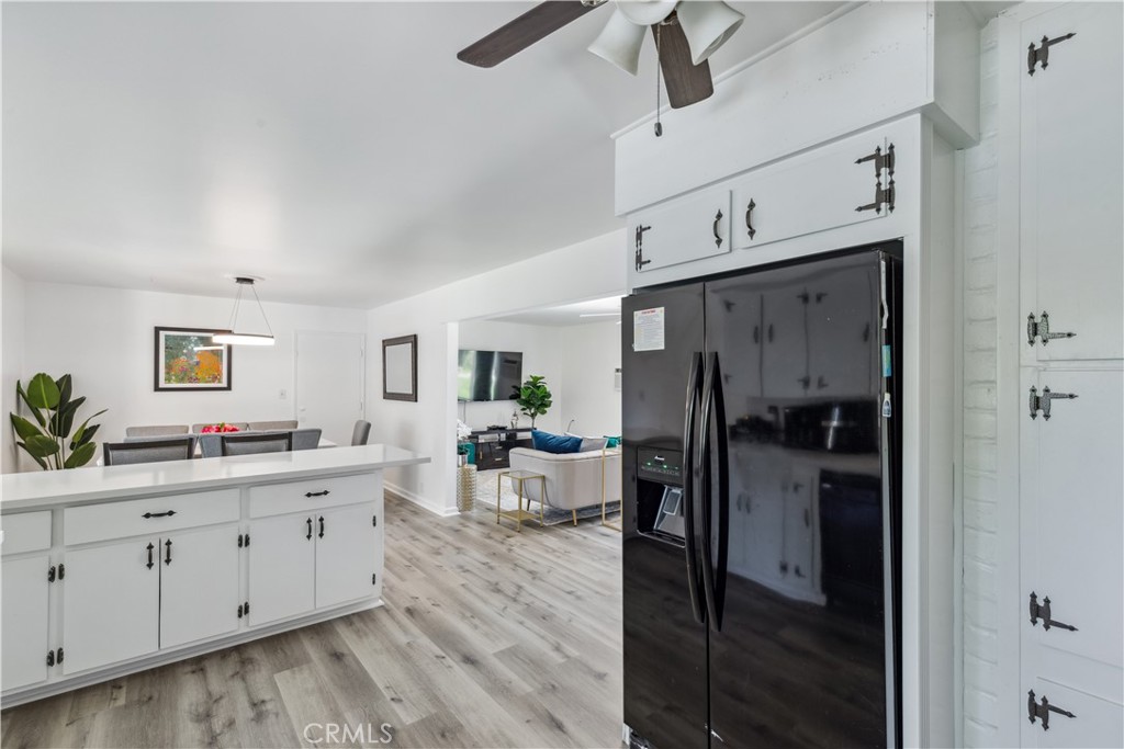 925 S Purdue Ave, Fresno, CA 93727