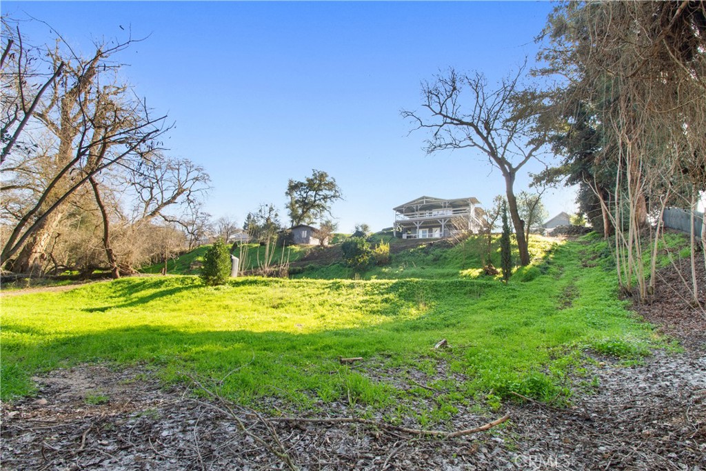 13355 Lancaster Rd, Oakdale, CA 95361