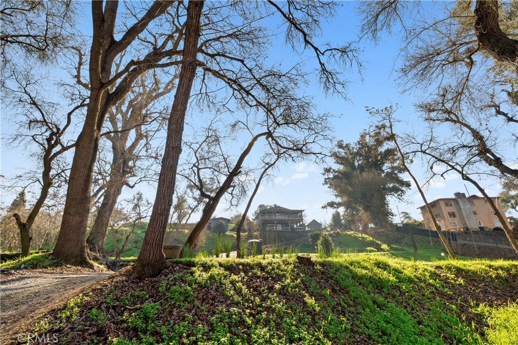 13355 Lancaster Rd, Oakdale, CA 95361