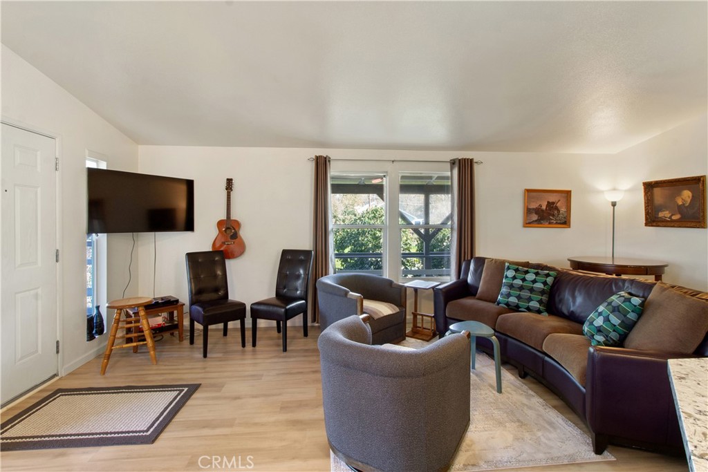 13355 Lancaster Rd, Oakdale, CA 95361