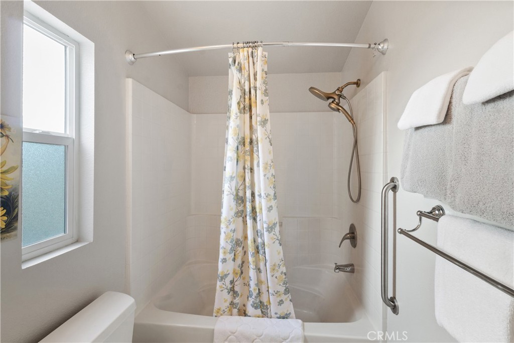 13355 Lancaster Rd, Oakdale, CA 95361