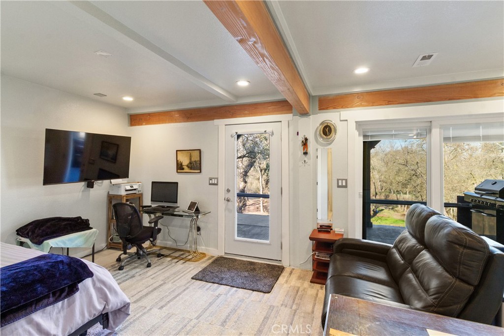 13355 Lancaster Rd, Oakdale, CA 95361