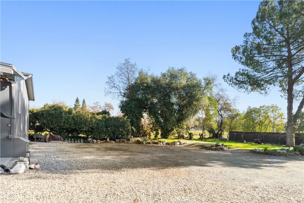 13355 Lancaster Rd, Oakdale, CA 95361