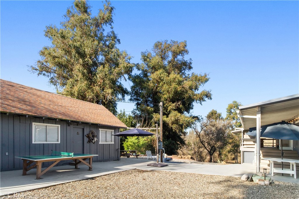 13355 Lancaster Rd, Oakdale, CA 95361