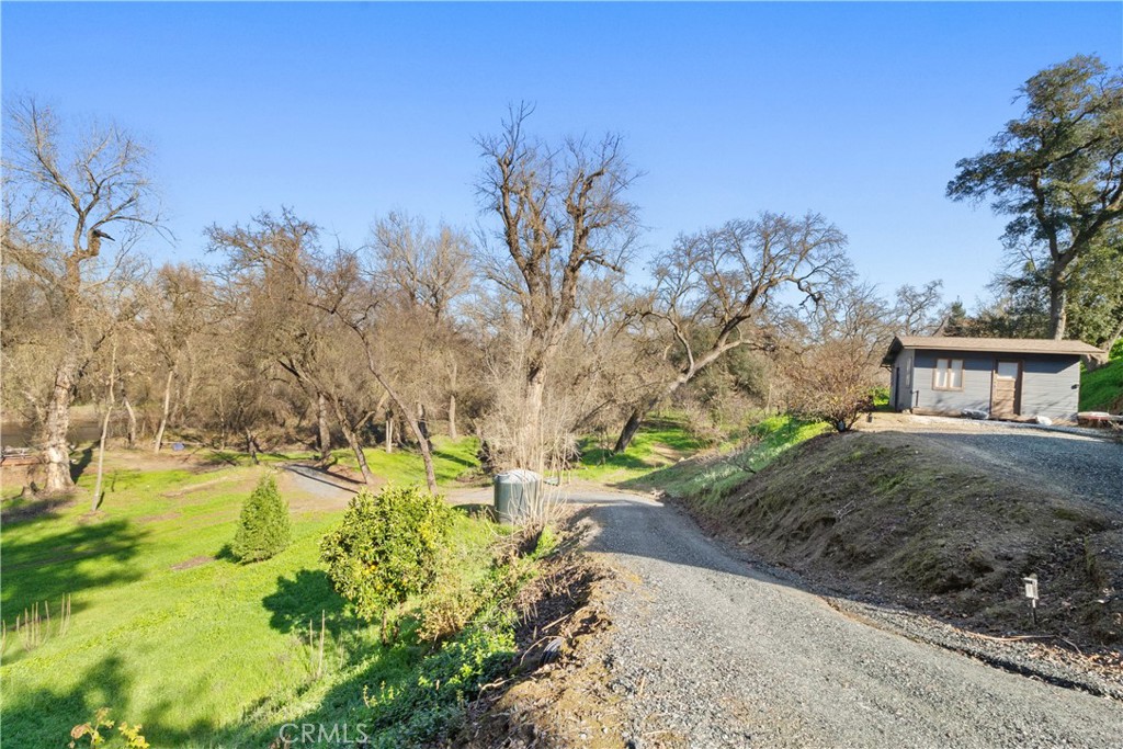 13355 Lancaster Rd, Oakdale, CA 95361