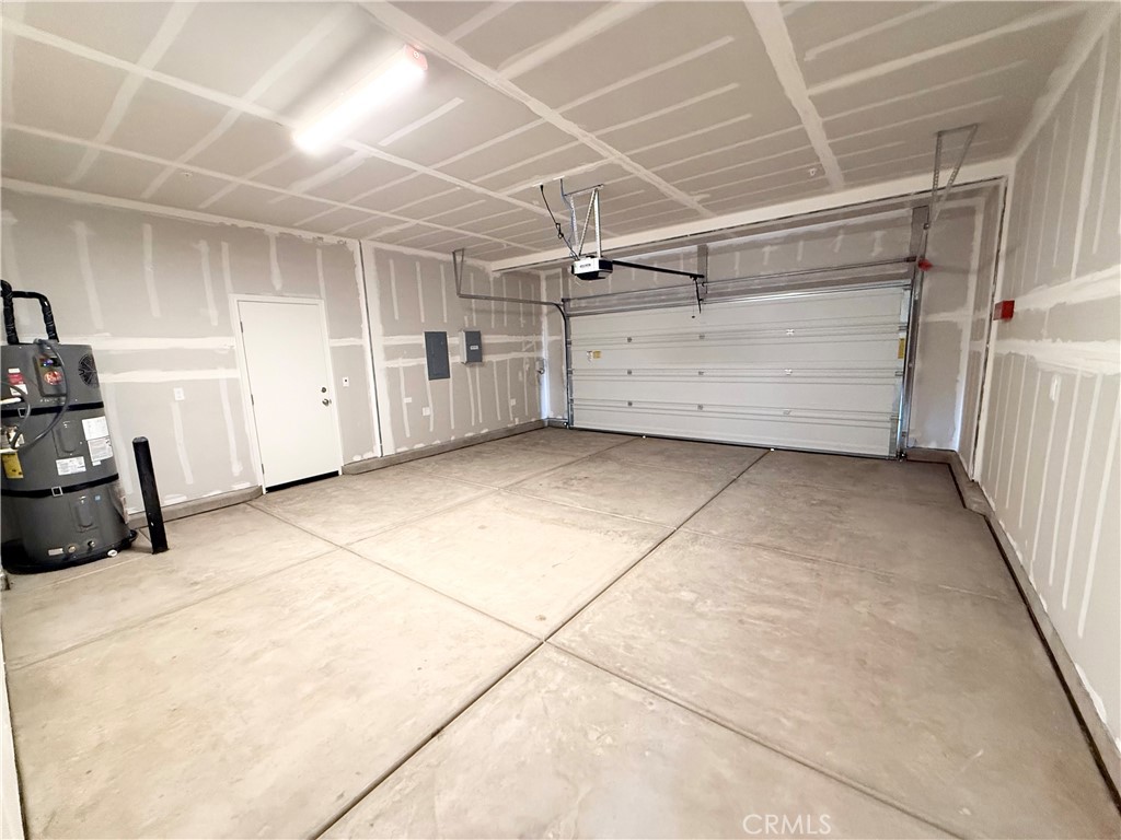 873 S Philip, Fowler, CA 93625