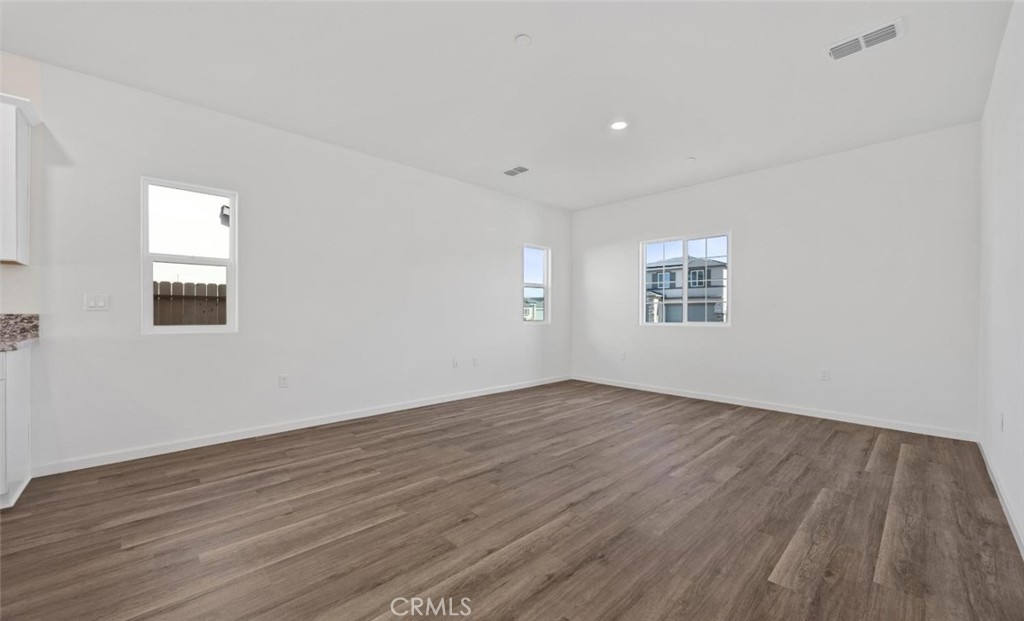 858 S Philip Ave, Fowler, CA 93625