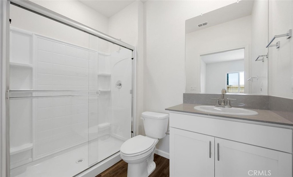 858 S Philip Ave, Fowler, CA 93625