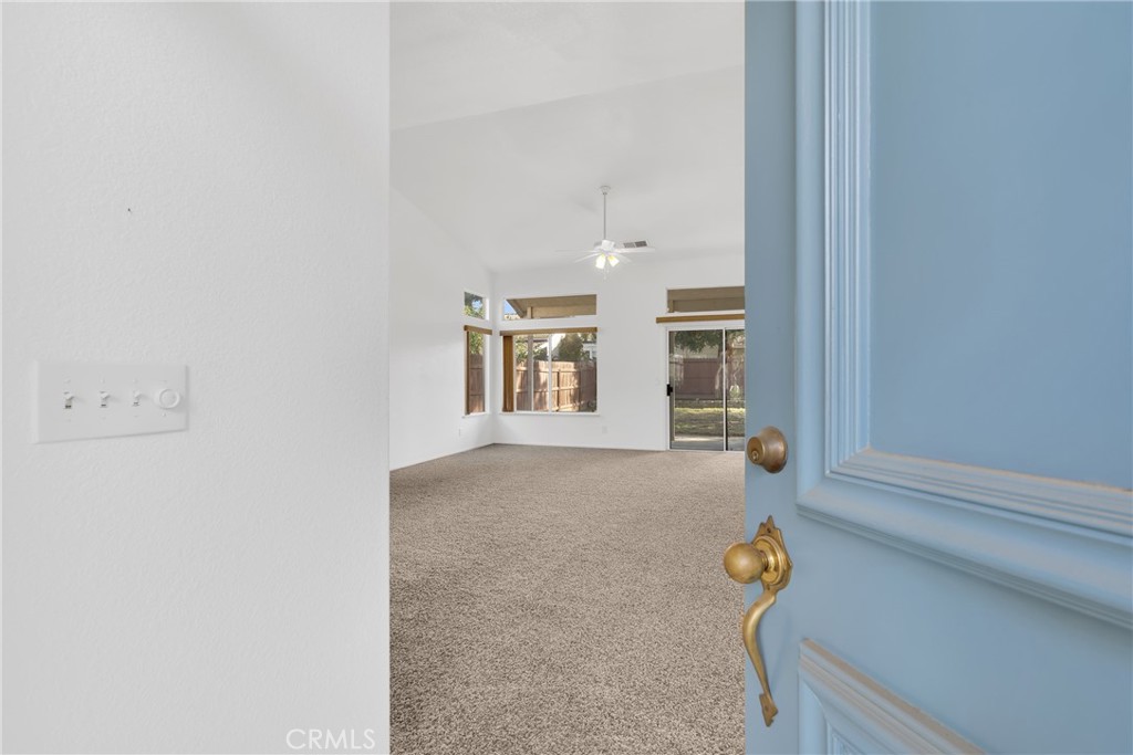 8590 N Sierra Vista, Fresno, CA 93720