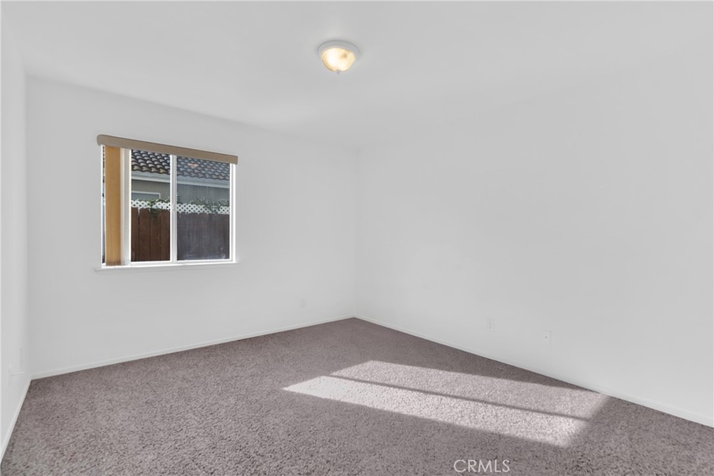 8590 N Sierra Vista, Fresno, CA 93720