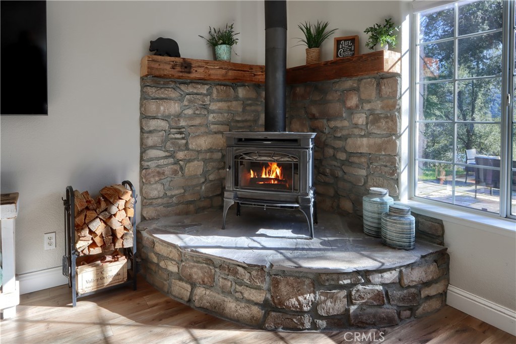 40118 Old Stonegate Ct, Oakhurst, CA 93644