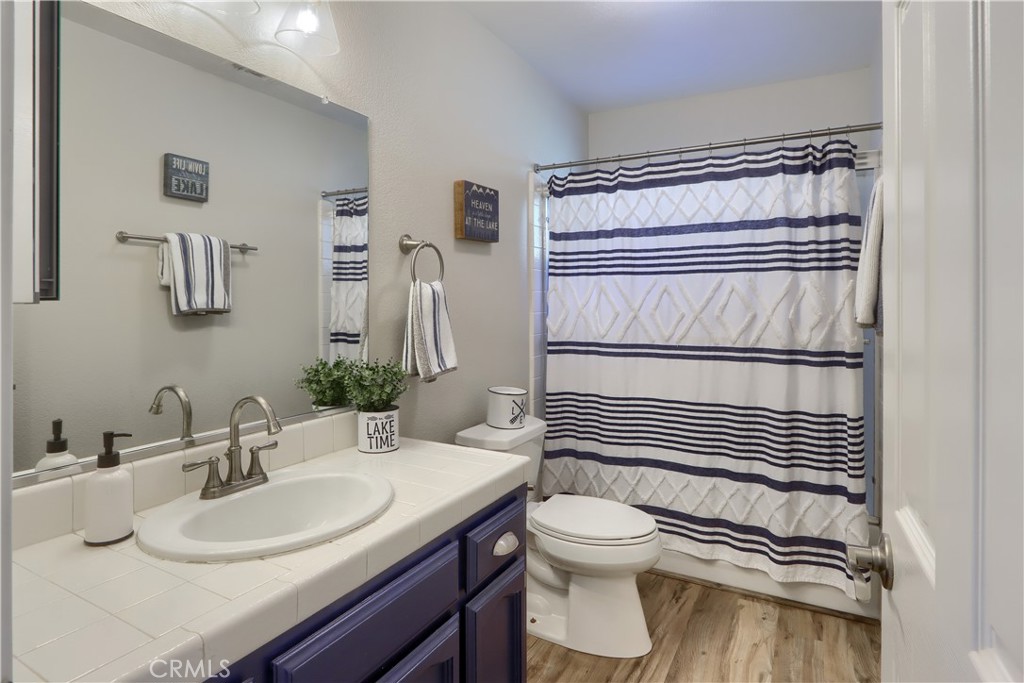 40118 Old Stonegate Ct, Oakhurst, CA 93644