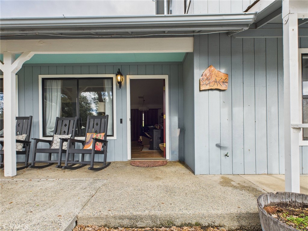 43710 Hilltop, Ahwahnee, CA 93601