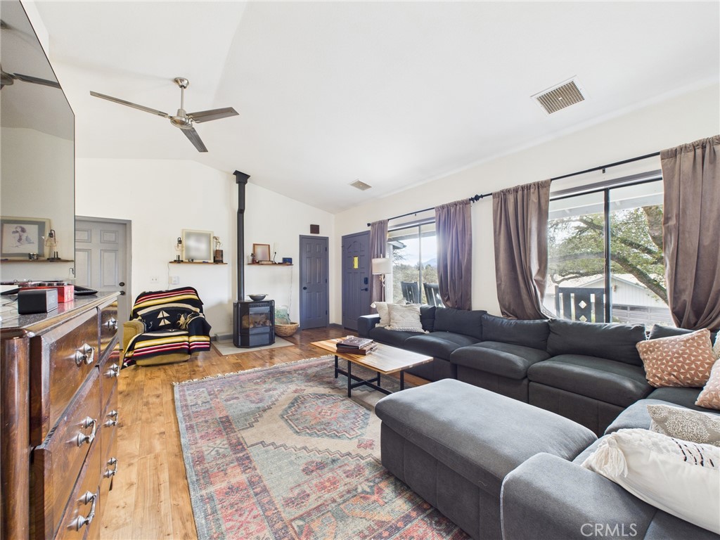 43710 Hilltop, Ahwahnee, CA 93601