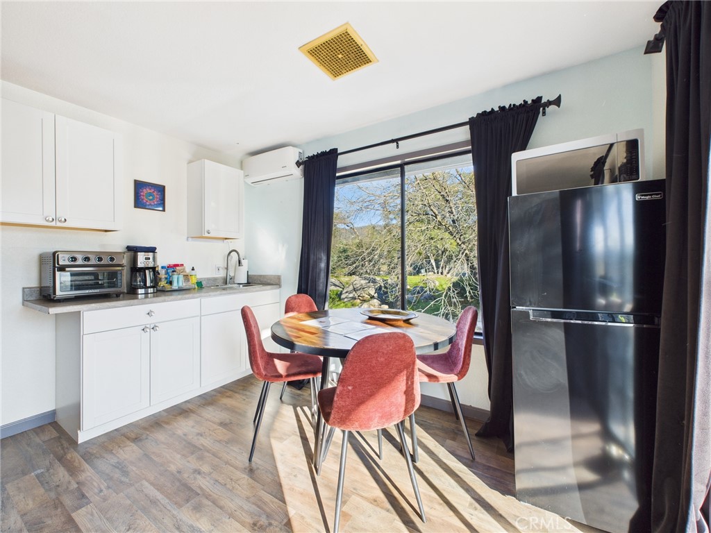 43710 Hilltop, Ahwahnee, CA 93601