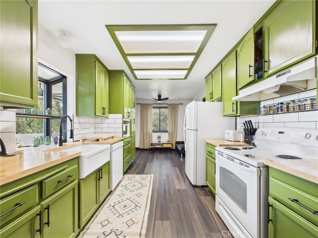 43710 Hilltop, Ahwahnee, CA 93601