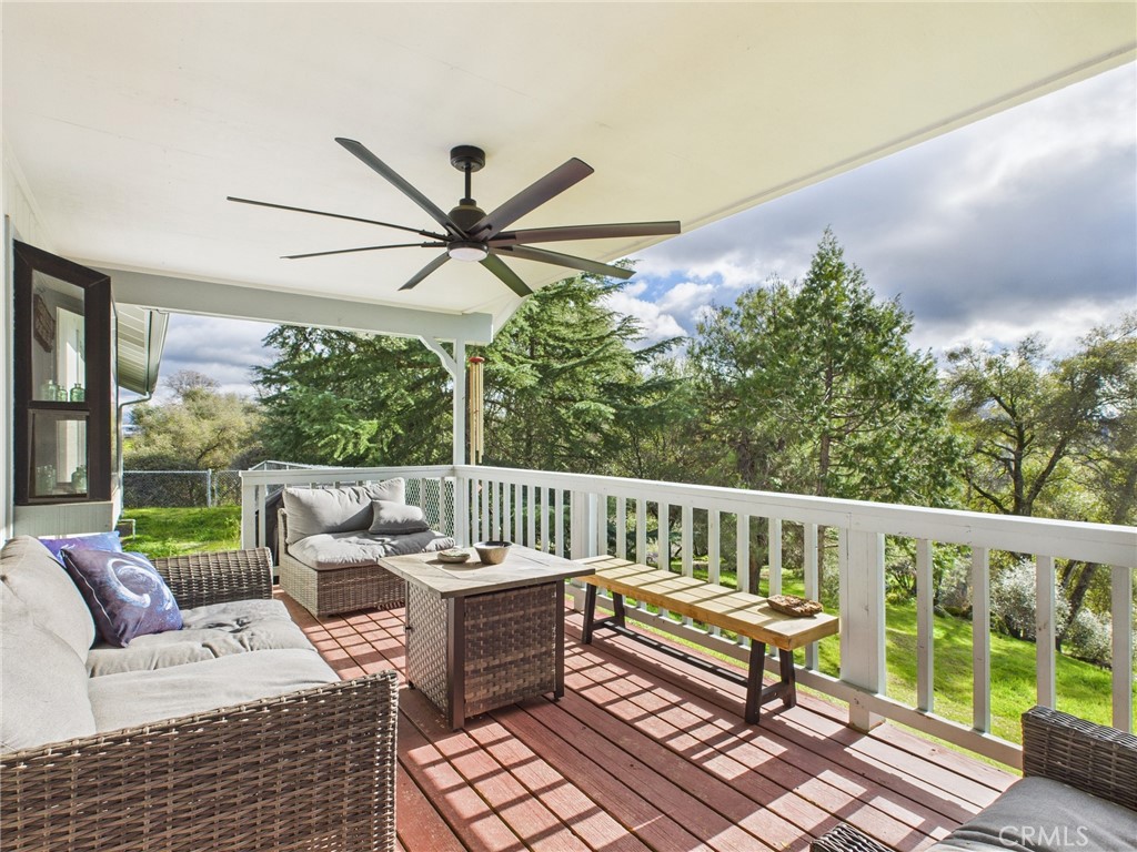 43710 Hilltop, Ahwahnee, CA 93601