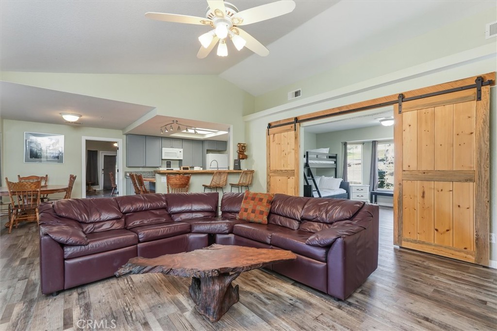 42406 Windy Gap, Ahwahnee, CA 93601