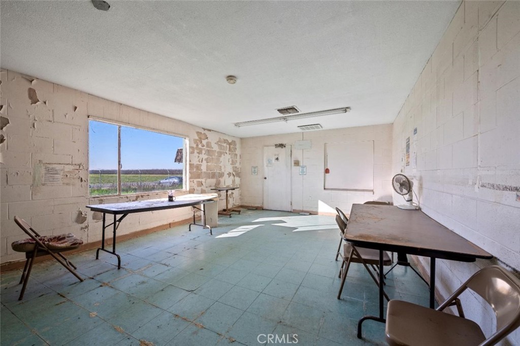 32565 Avenue 9, Madera, CA 93636