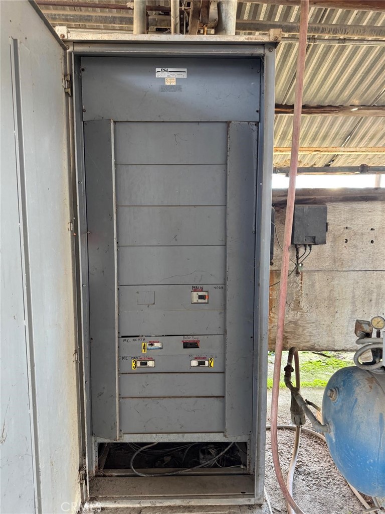 32565 Avenue 9, Madera, CA 93636