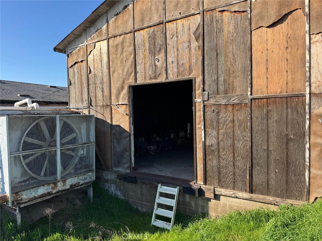 32565 Avenue 9, Madera, CA 93636